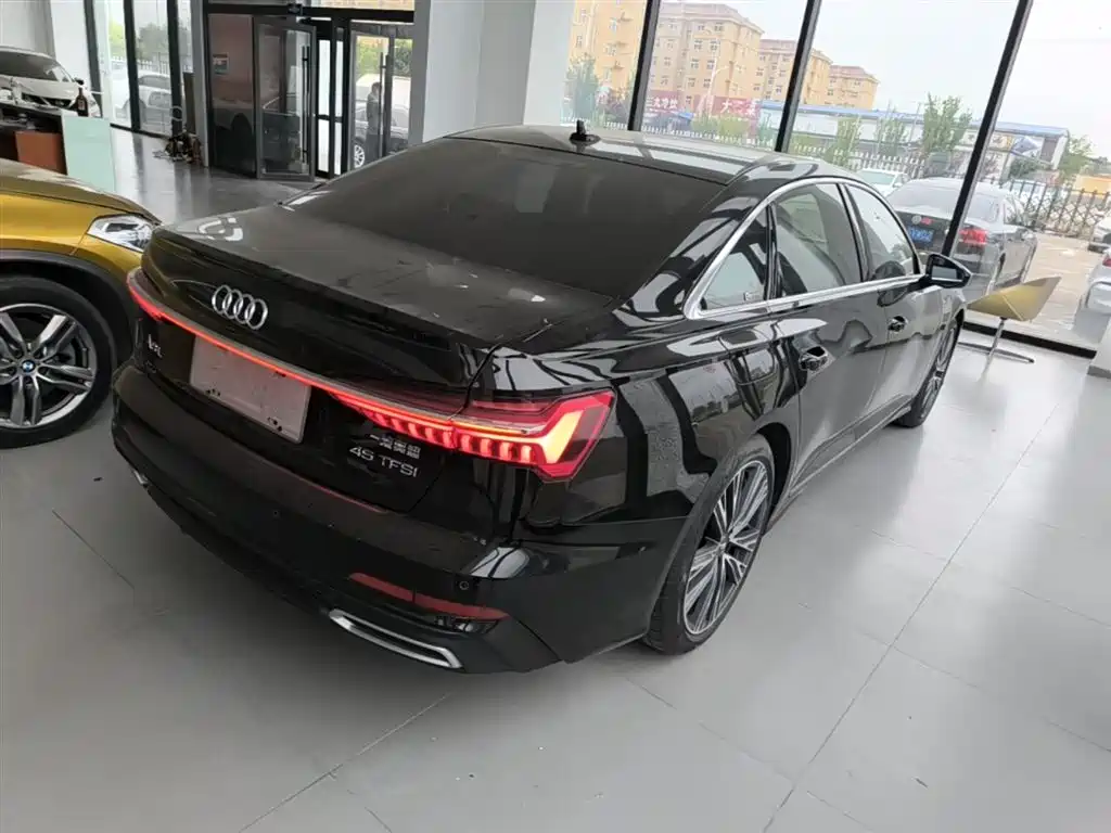 Audi A6L 2021 45 TFSI Exclusive Sport фото 7