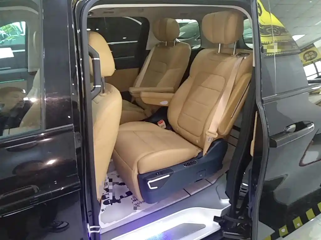 GAC Trumpchi Trumpchi E8 NEV 2024 Model 150km MAX фото 17
