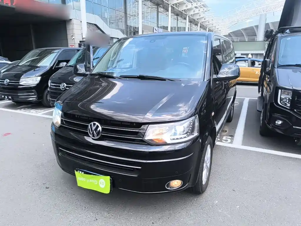 Volkswagen Multivan 2015 2012 2.0TSI 2WD Luxury Edition