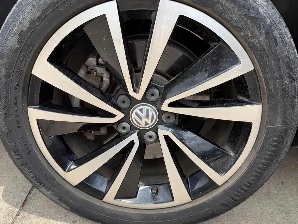 Volkswagen Tharu 2020 280TSI 2WD Luxury Edition China V фото 19
