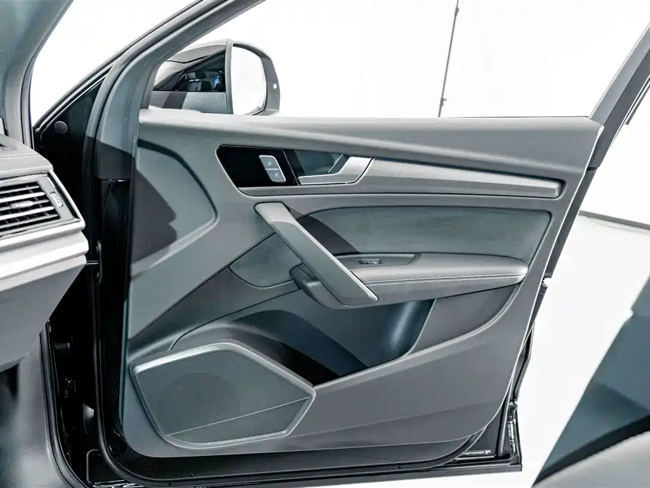 Фото 15 - Audi Q5L Sportback