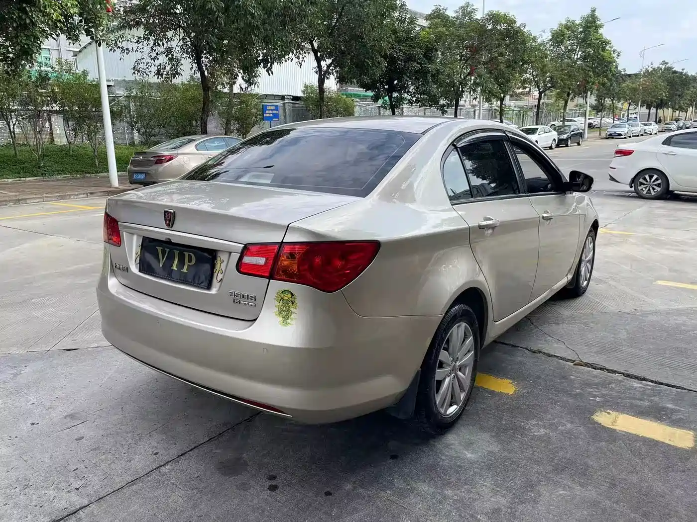 Roewe 350 2015 2014 1.5L Automatic Joy Edition