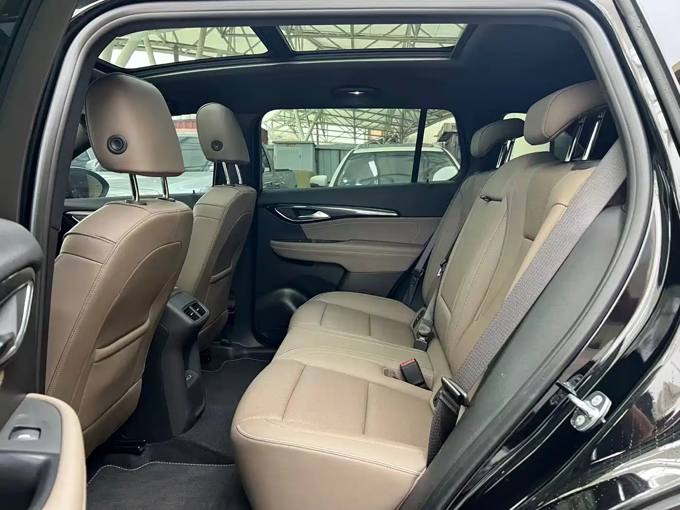Buick Envision Plus 2023 Enclave Plus 652T 5-Seater Luxury фото 5