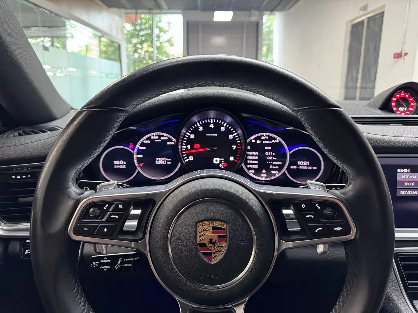 Porsche Panamera 2019 Panamera 4 Executive Long Wheelbase 2.9T фото 15
