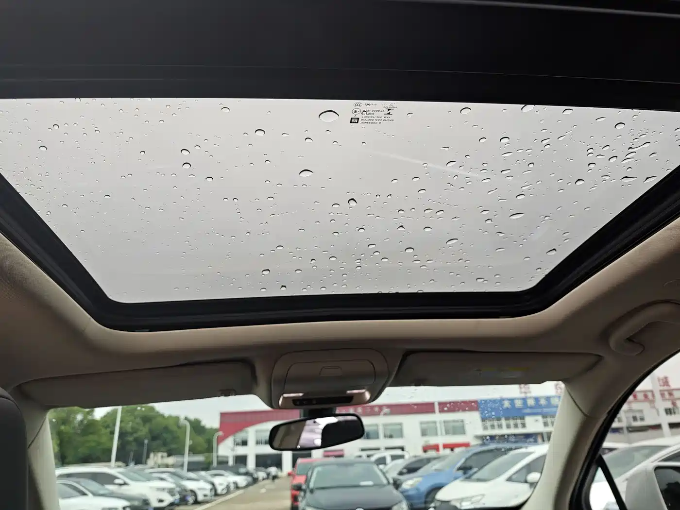 Фото 8 - Cadillac XT5