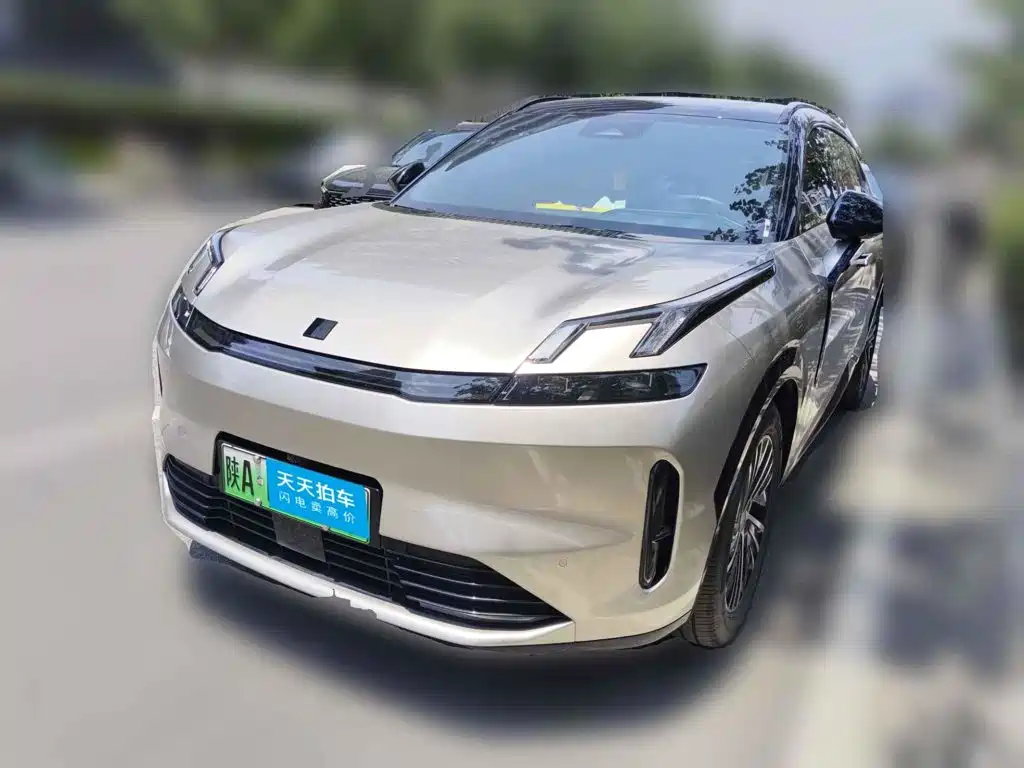 Lynk & Co 08 EM-P 2023 120km Long Range Halo
