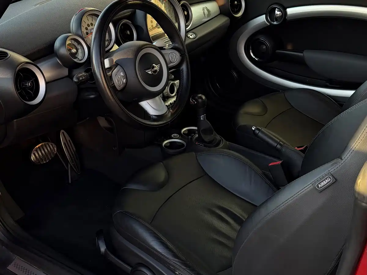 MINI MINI 2010 2009 1.6T COOPER S CABRIO