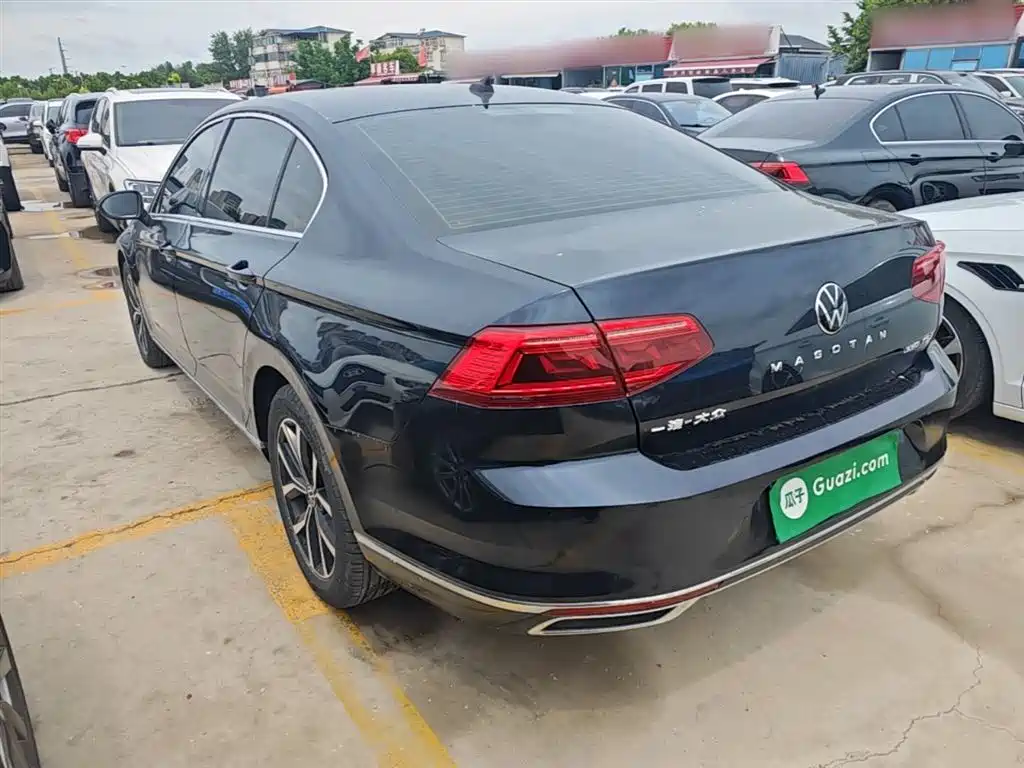 Volkswagen Magotan 2020 330TSI DSG Leading фото 5