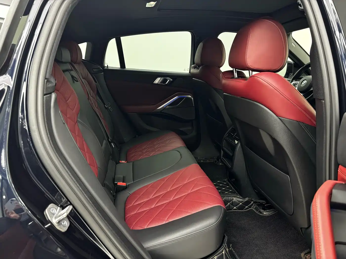 BMW X6 2022 Model Year Facelift II xDrive40i M Sport Package фото 24