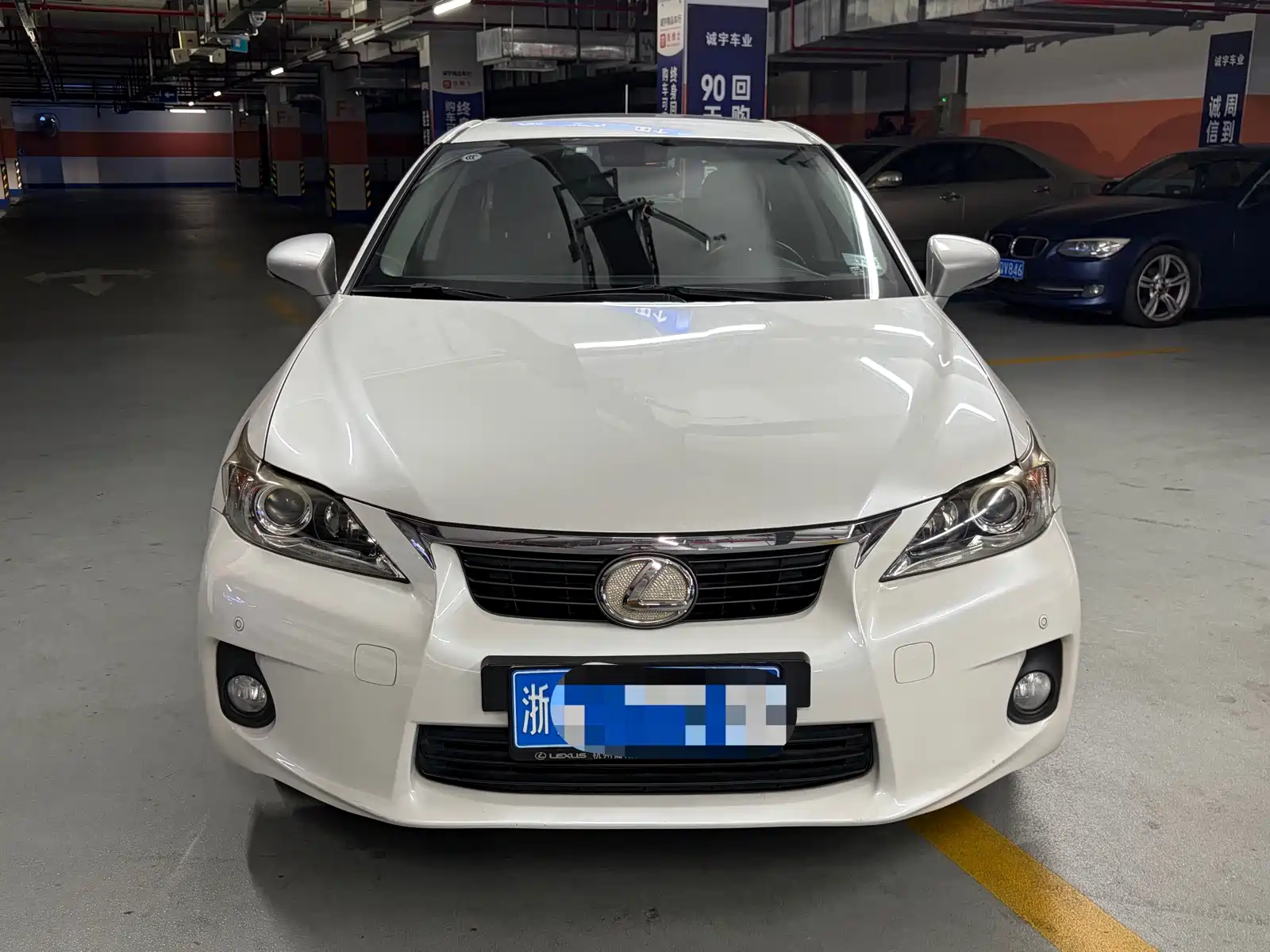 Фото 2 - Lexus CT