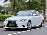 Фото 1 - Lexus IS