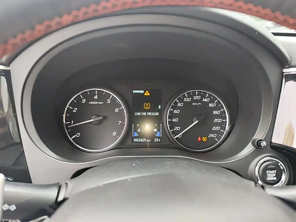 Mitsubishi Outlander 2019 2.4L 4WD Deluxe Edition 7-Seater China VI фото 12