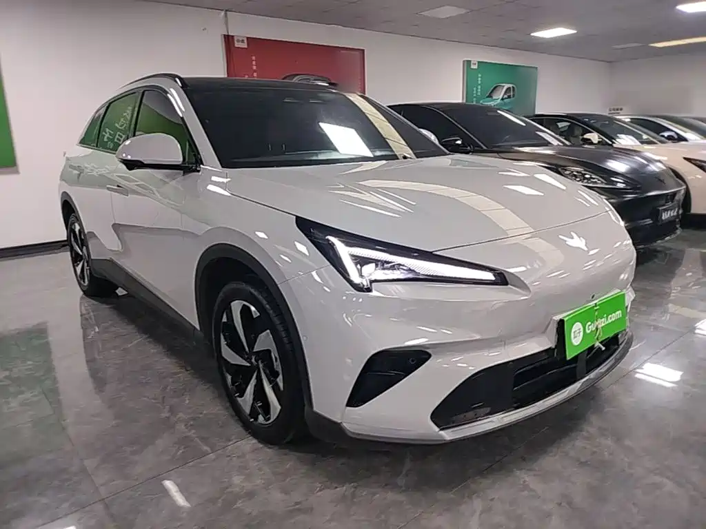 Фото 4 - ARCFOX Alpha T5