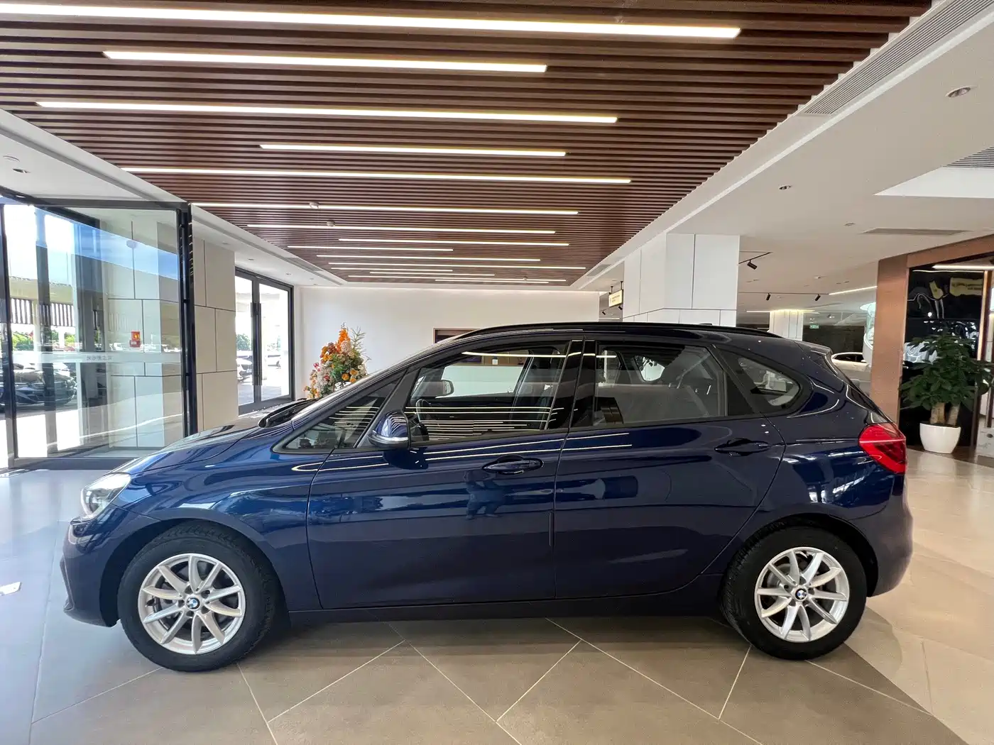 BMW 2 Series Touring 2019 2018 218i Sport Line