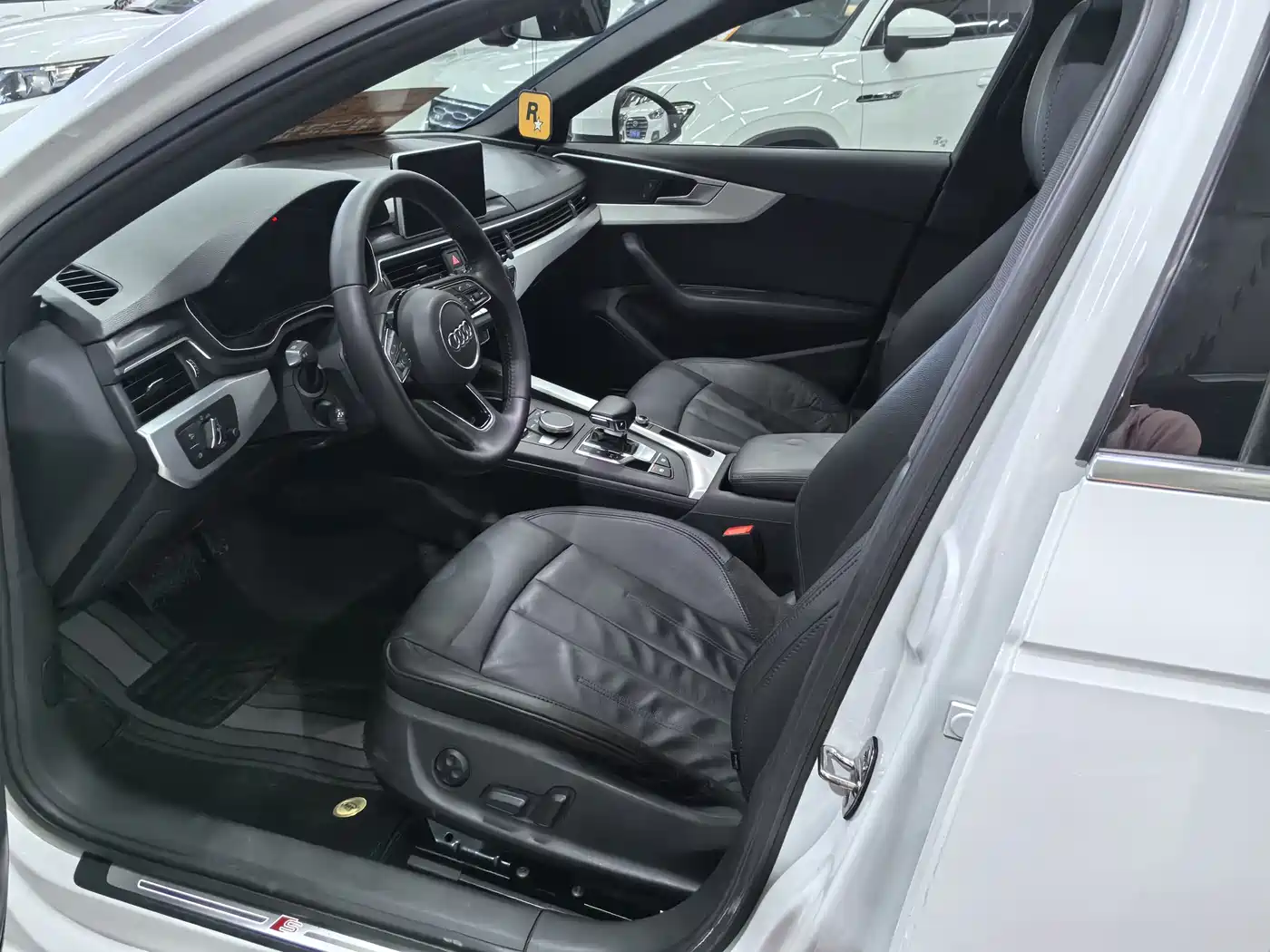 Audi A4L 2019 40 TFSI Fashion (China V) фото 7