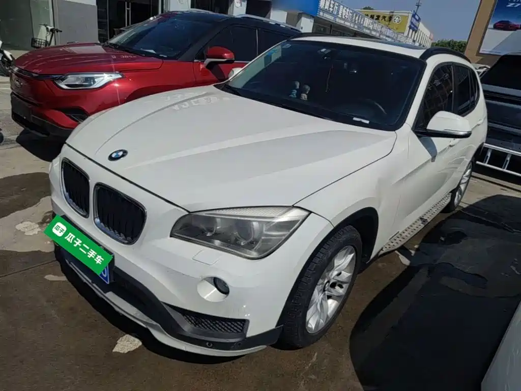 BMW X1 2014 sDrive18i Leading Edition фото 2