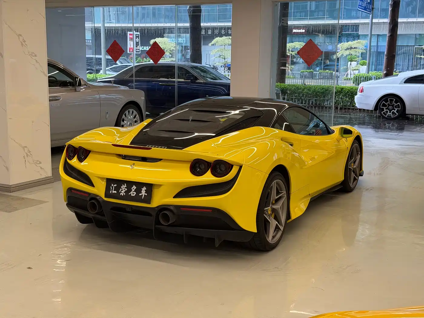 Ferrari F8 2021 2019 Tributo 3.9T V8