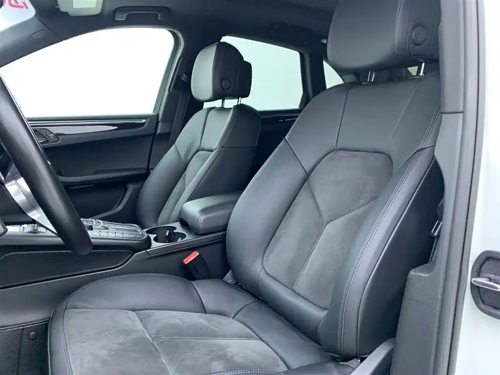 Porsche Macan 2016 Macan S 3.0T фото 11