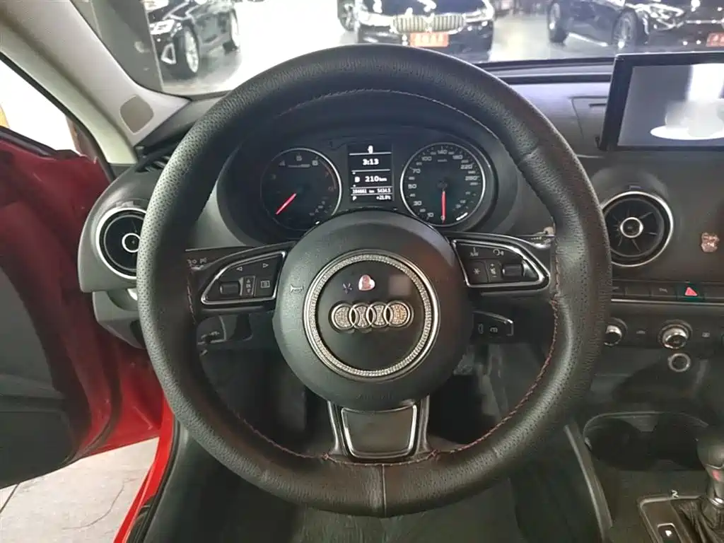 Audi A3 2014 Sportback 35 TFSI Automatic Fashion фото 11