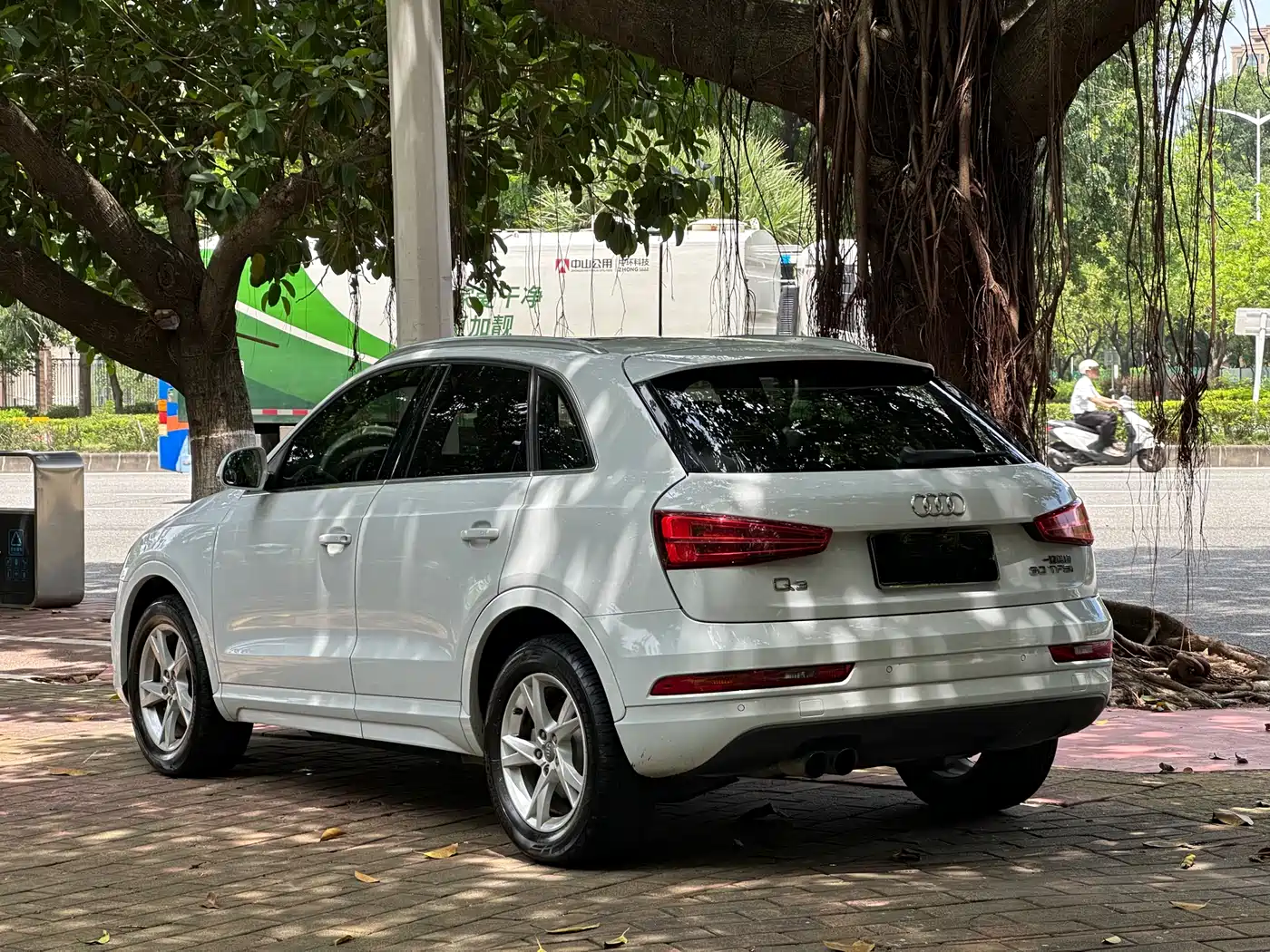Фото 4 - Audi Q3