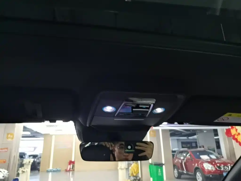 BYD Song PLUS PHEV 2023 Champion Edition DM-i 110KM Flagship фото 18