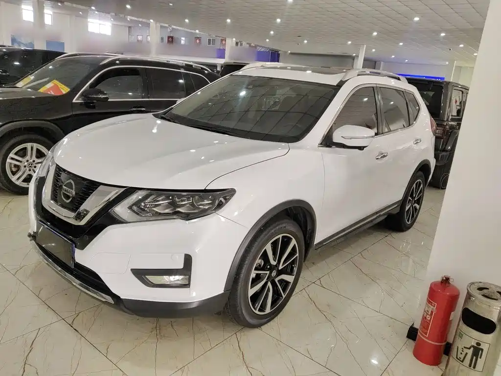 Фото 7 - Nissan X-Trail