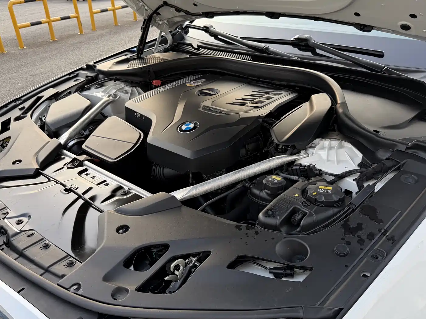 BMW 5 Series 2021 530Li Leading M Sport Package фото 22