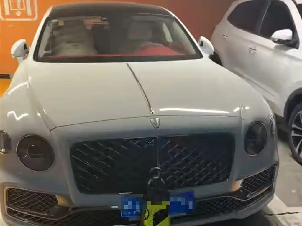 Bentley Flying Spur 2026 2024 4.0T V8 Standard Edition