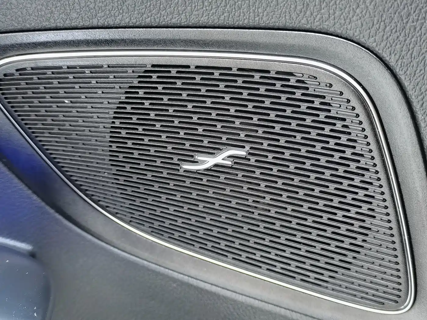 Mercedes-Benz C-Class 2025 Facelift C 260 L Sport Edition фото 19