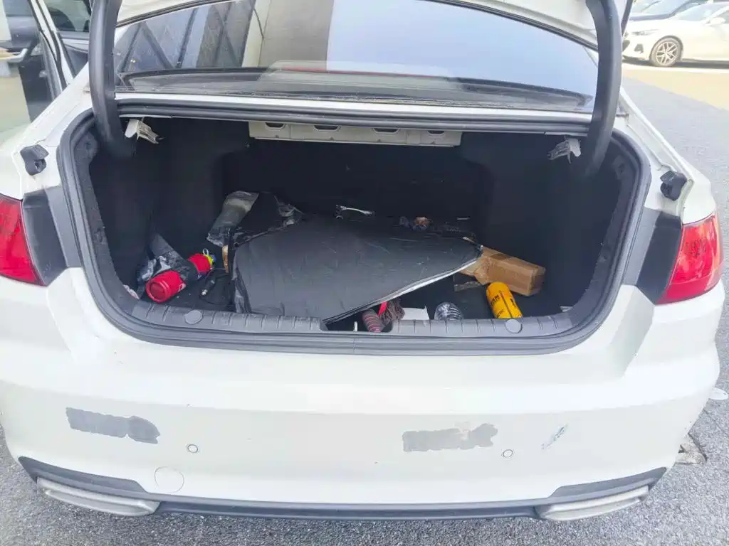 Photo 13 - Geely Emgrand GL