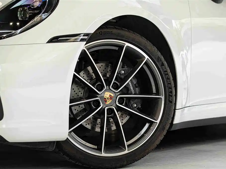 Porsche 911 2023 Carrera 3.0T фото 16