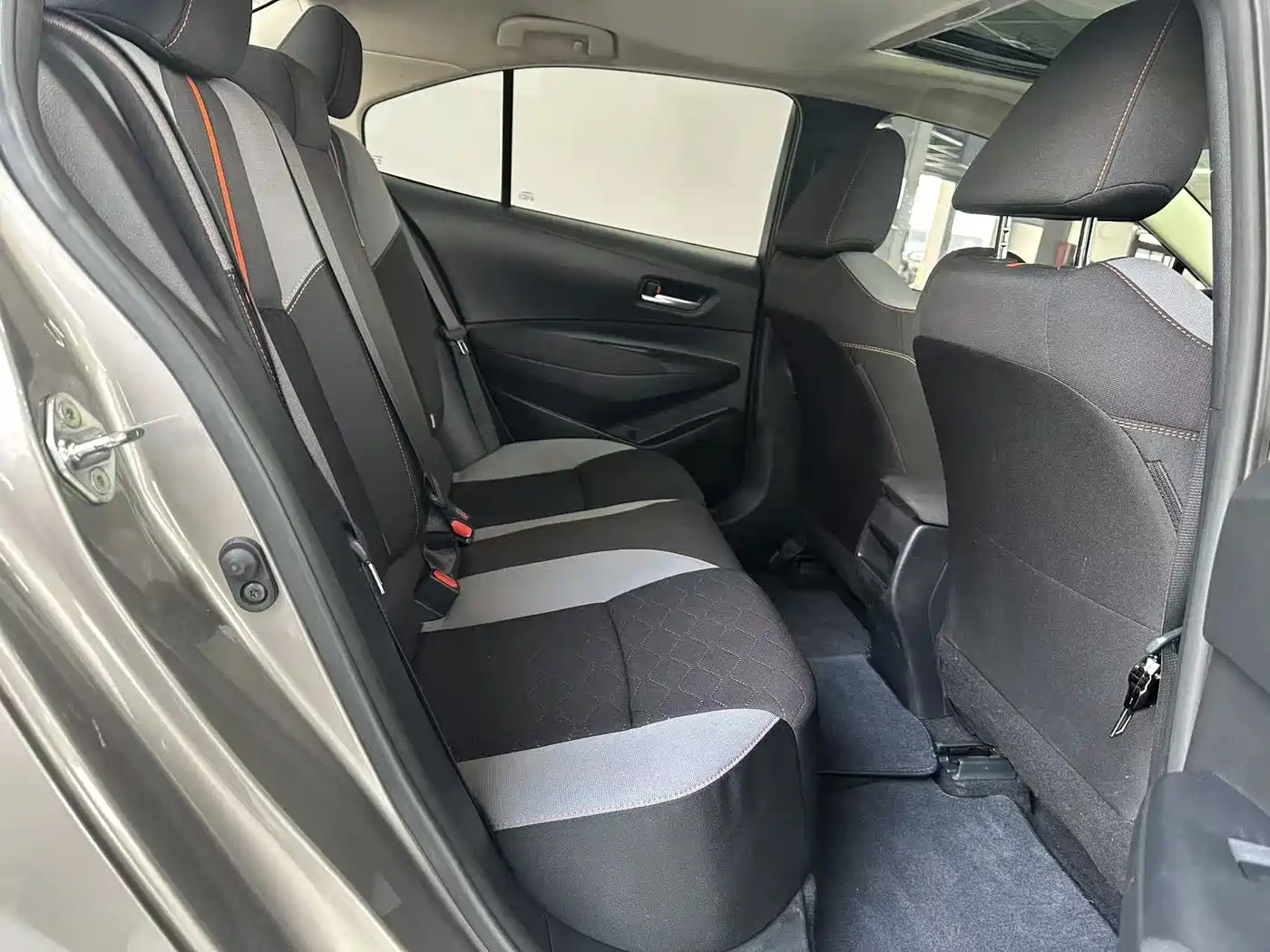 Toyota Corolla 2021 1.2T S-CVT Elite PLUS Edition фото 14