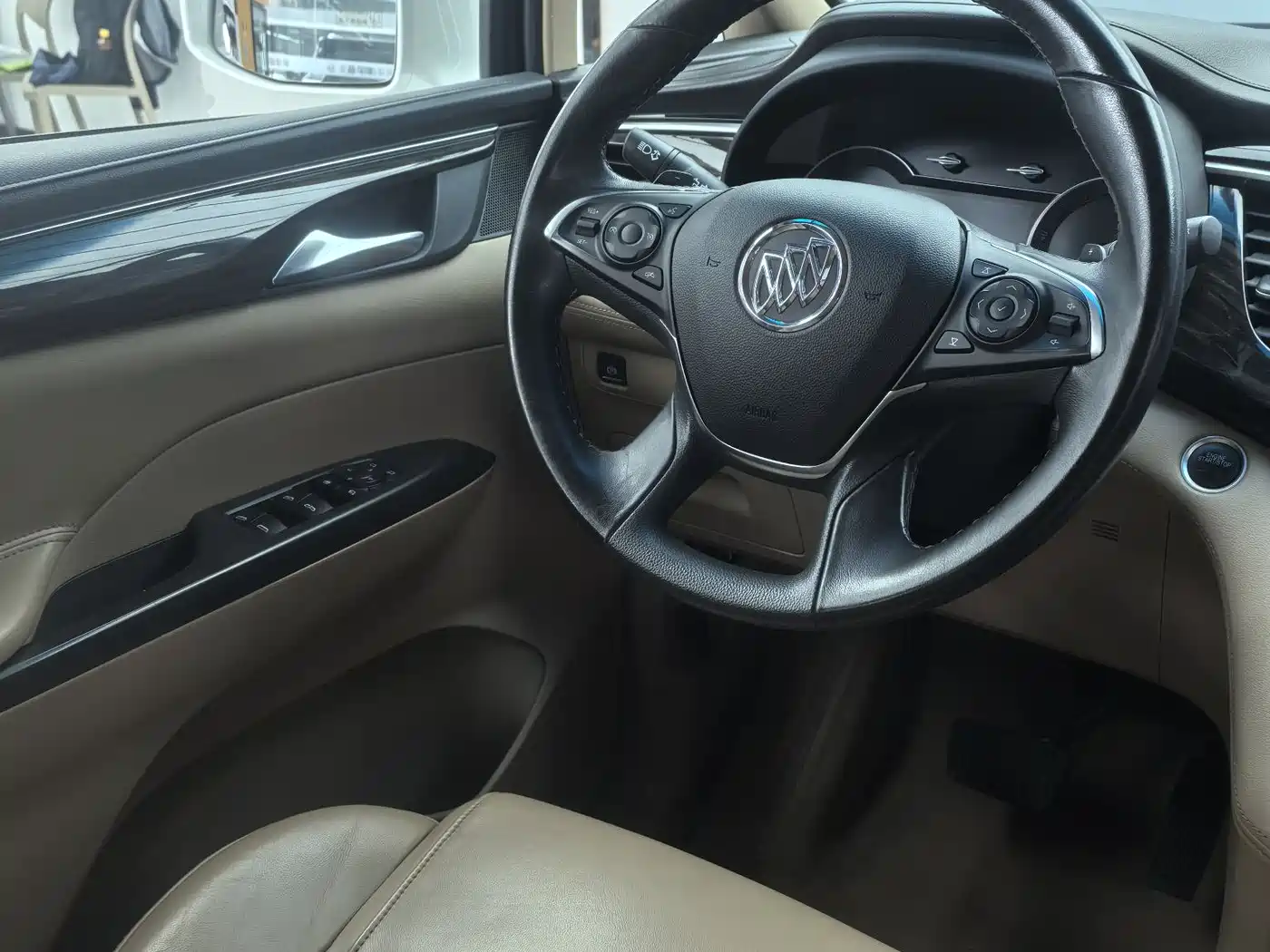 Buick GL8 2017 ES 28T Premium China V фото 10