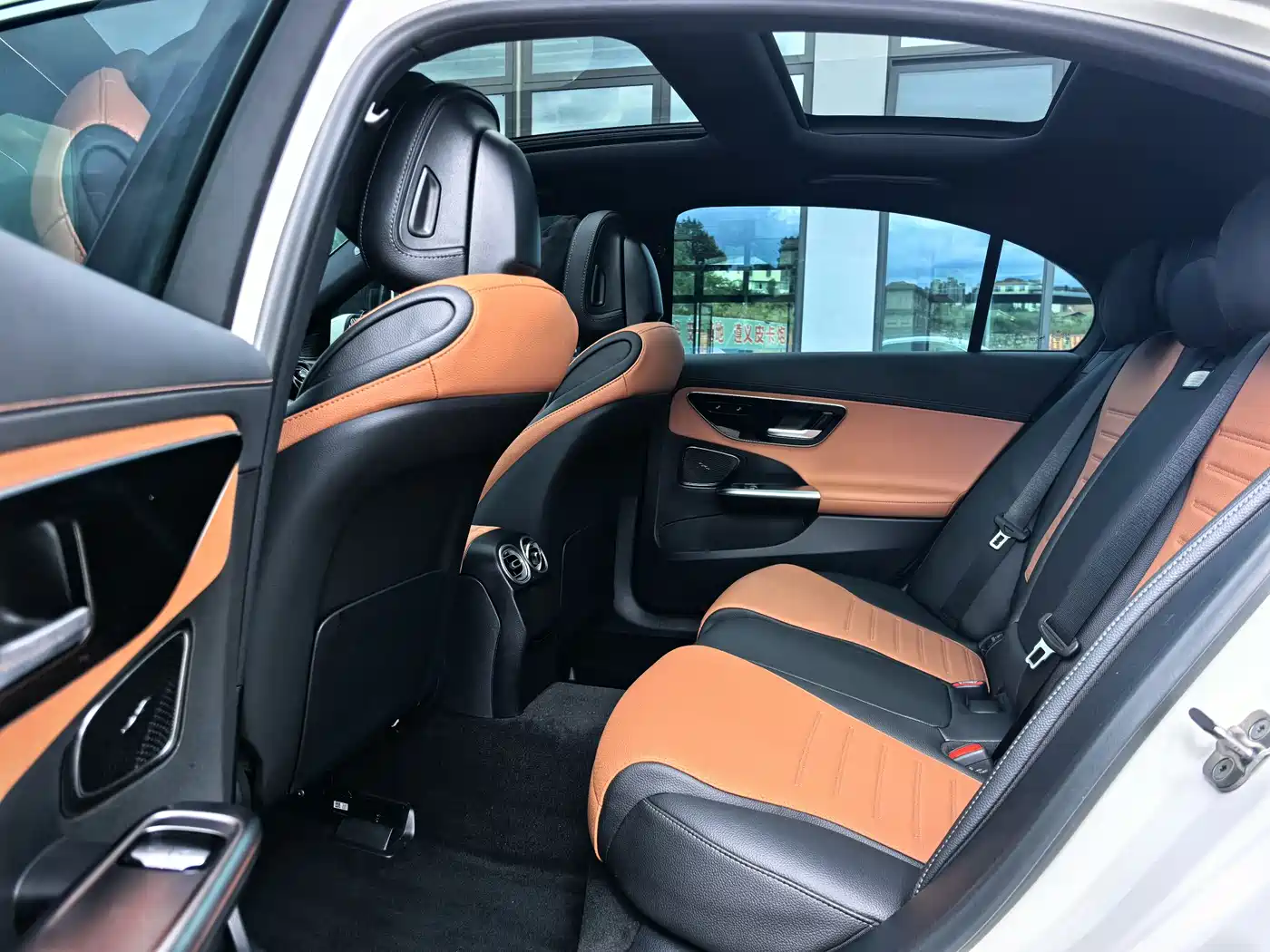 Mercedes-Benz C-Class 2024 C 260 L Sport фото 7