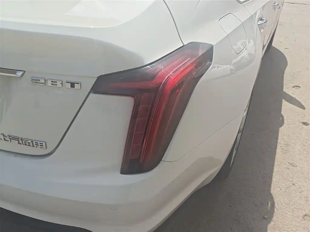 Cadillac CT5 2022 28T Luxury (Standard) фото 24