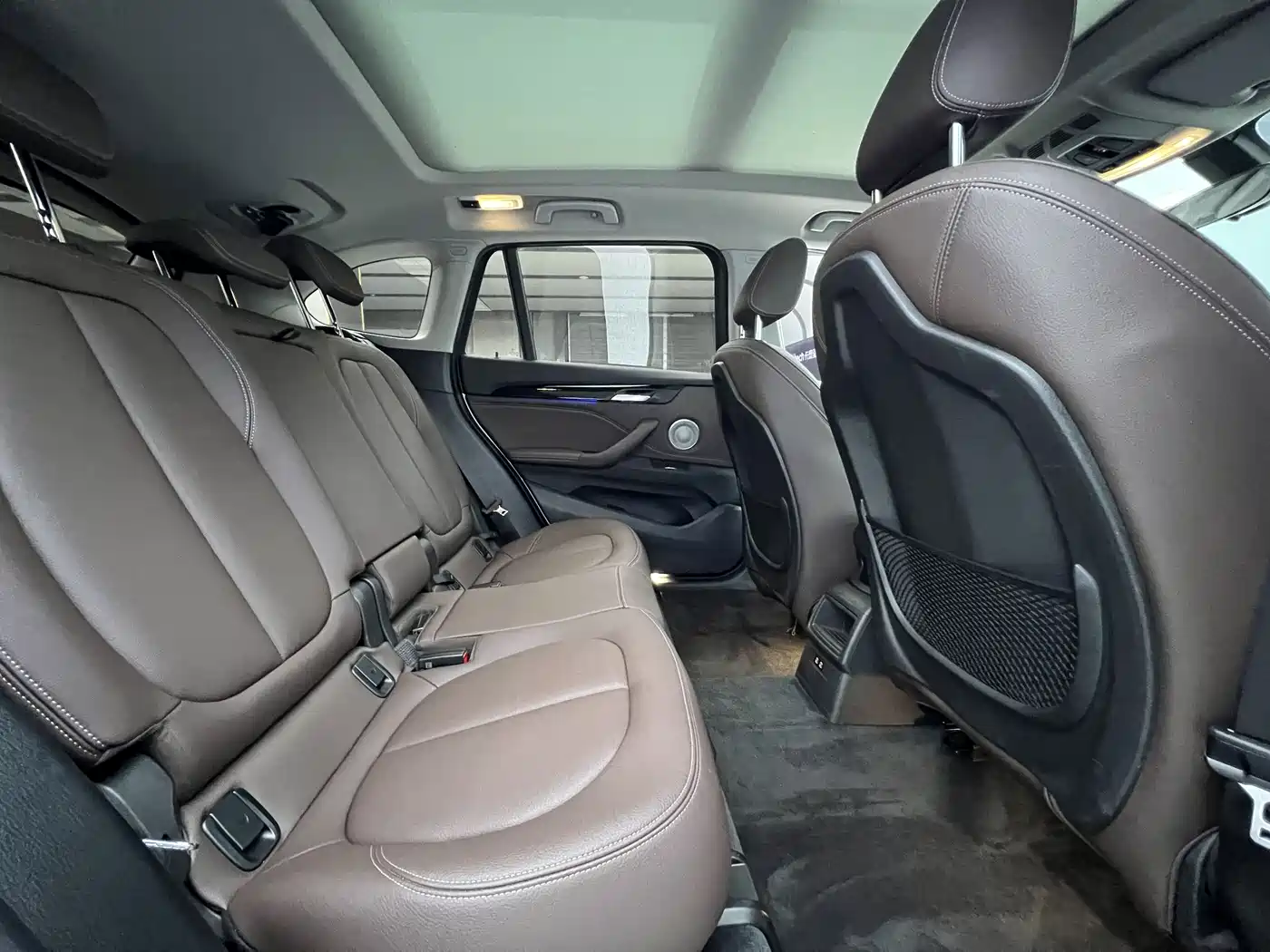 BMW X1 2022 sDrive20Li Fashion фото 12