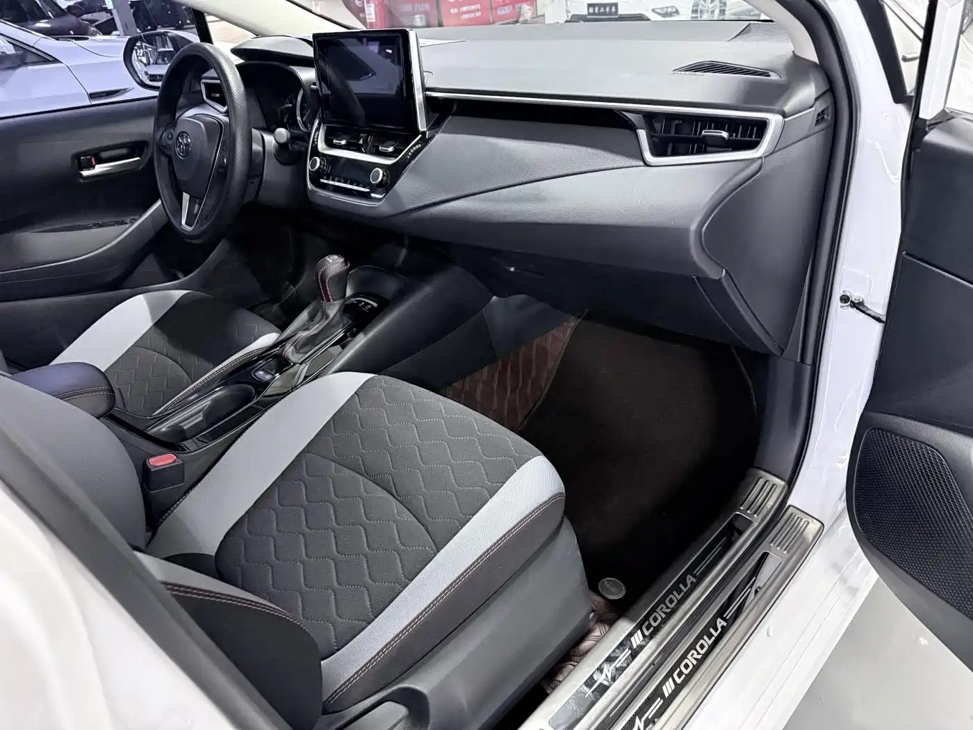 Toyota Corolla 2024 1.2T Elite Edition фото 14
