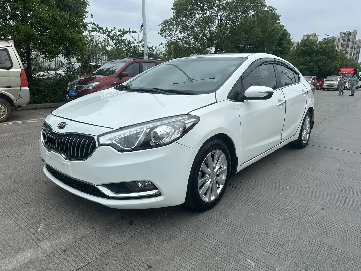 Kia K3 2013 1.6L Automatic GLS