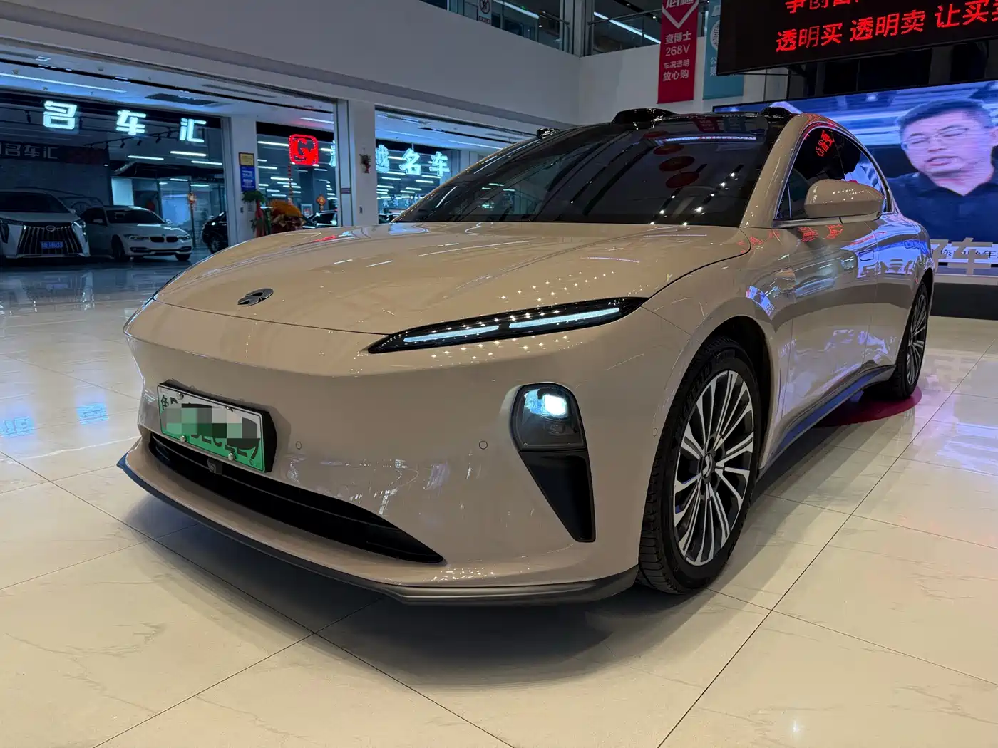 NIO NIO ET5
