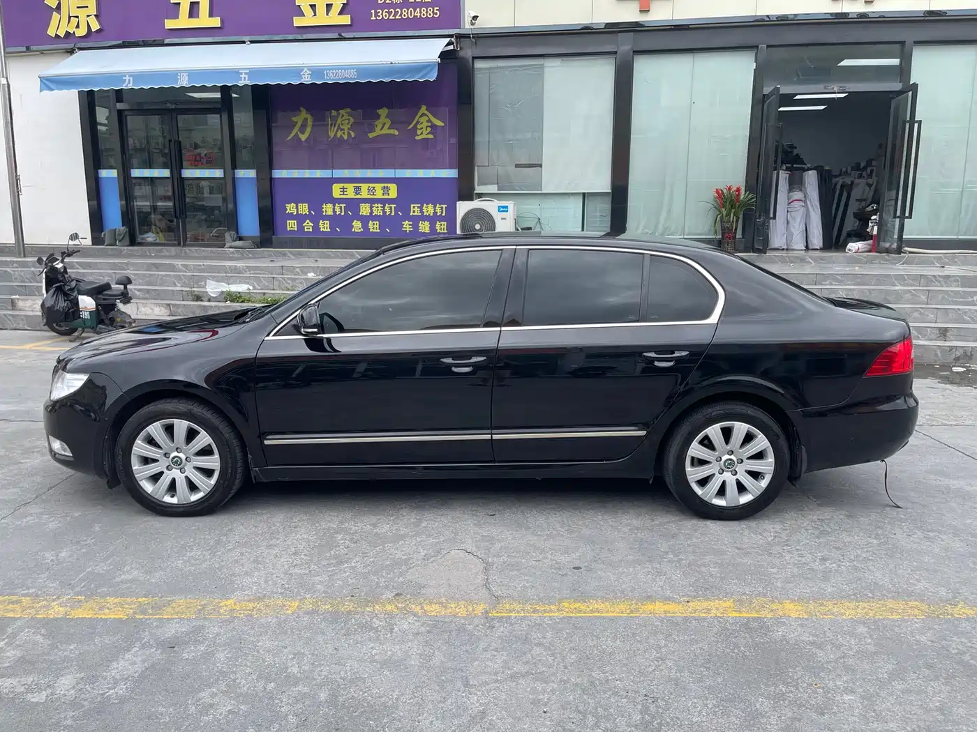 Škoda Superb 2012 1.8TSI Automatic Elegance Edition фото 3