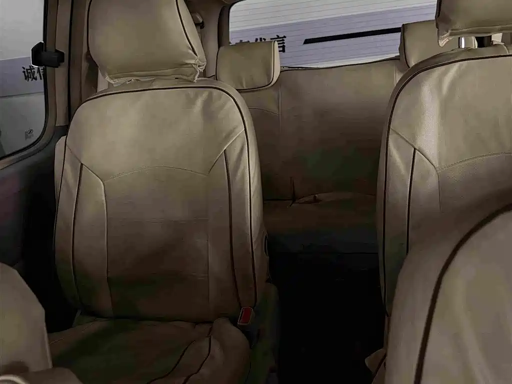 Фото 9 - Buick GL8