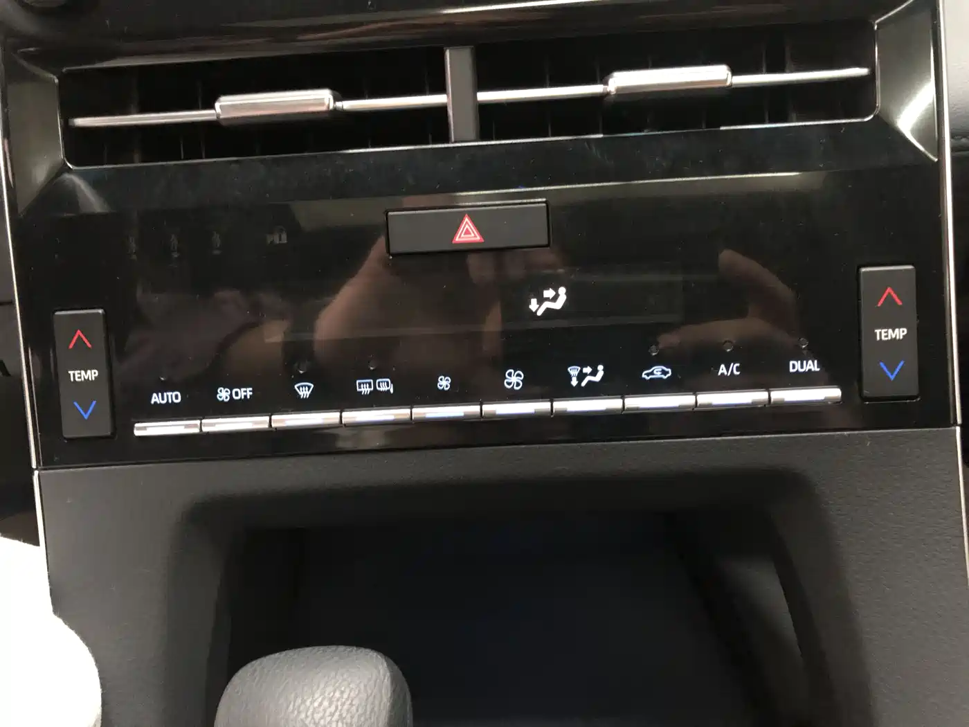 Toyota Avalon 2019 2.0L Progressive Edition (China VI) фото 13