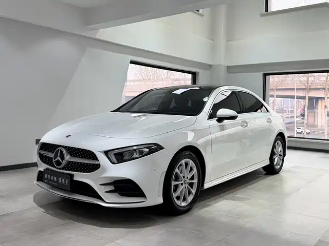 MERCEDES-BENZ A CLASS