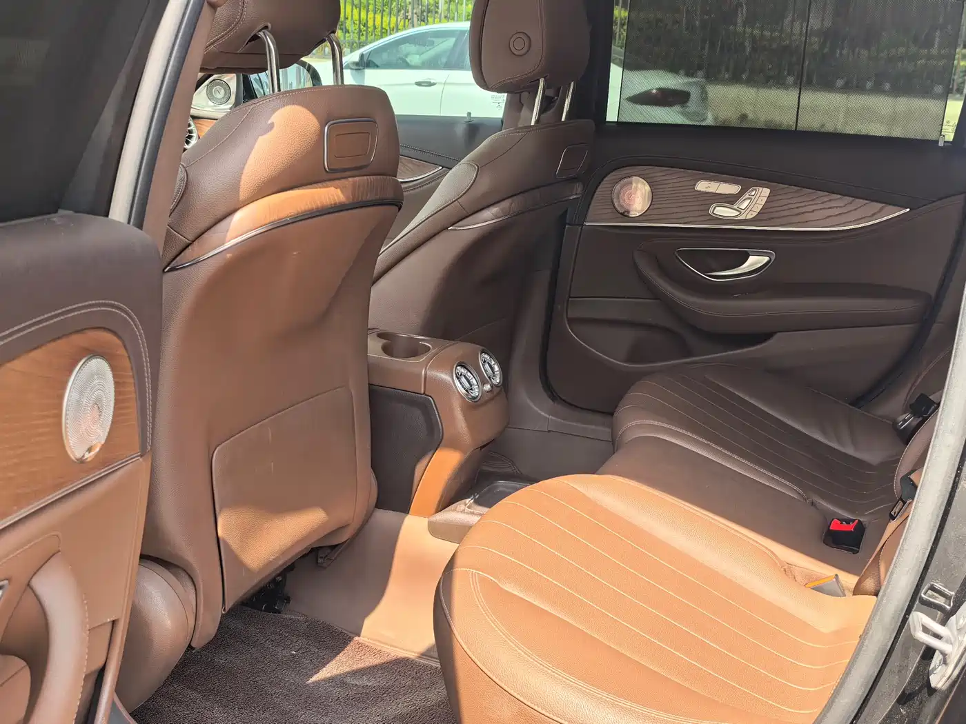 Mercedes-Benz E-Class 2018 Facelift E 300 L Luxury фото 8