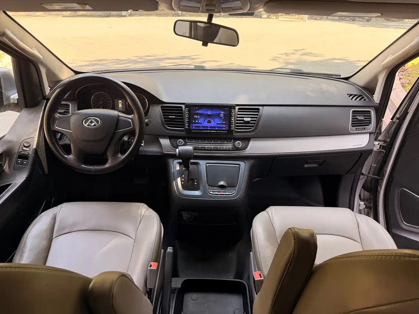 SAIC Maxus Maxus G10 2018 PLUS 2.0T Automatic Executive Edition фото 22