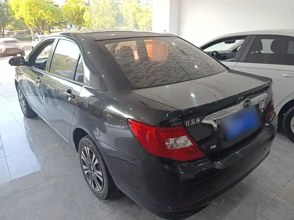 Photo 5 - BYD F3