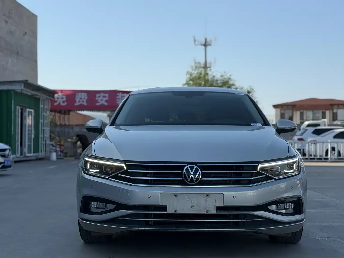 Volkswagen Magotan 2020 330TSI DSG Luxury фото 2