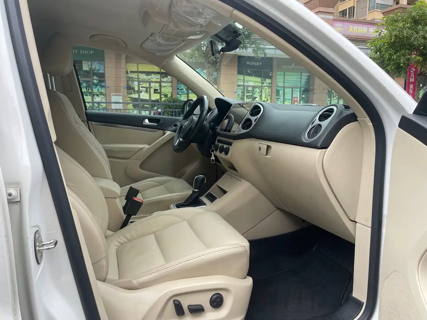Volkswagen Tiguan 2016 Model 300TSI Automatic 2WD Trend Edition фото 11