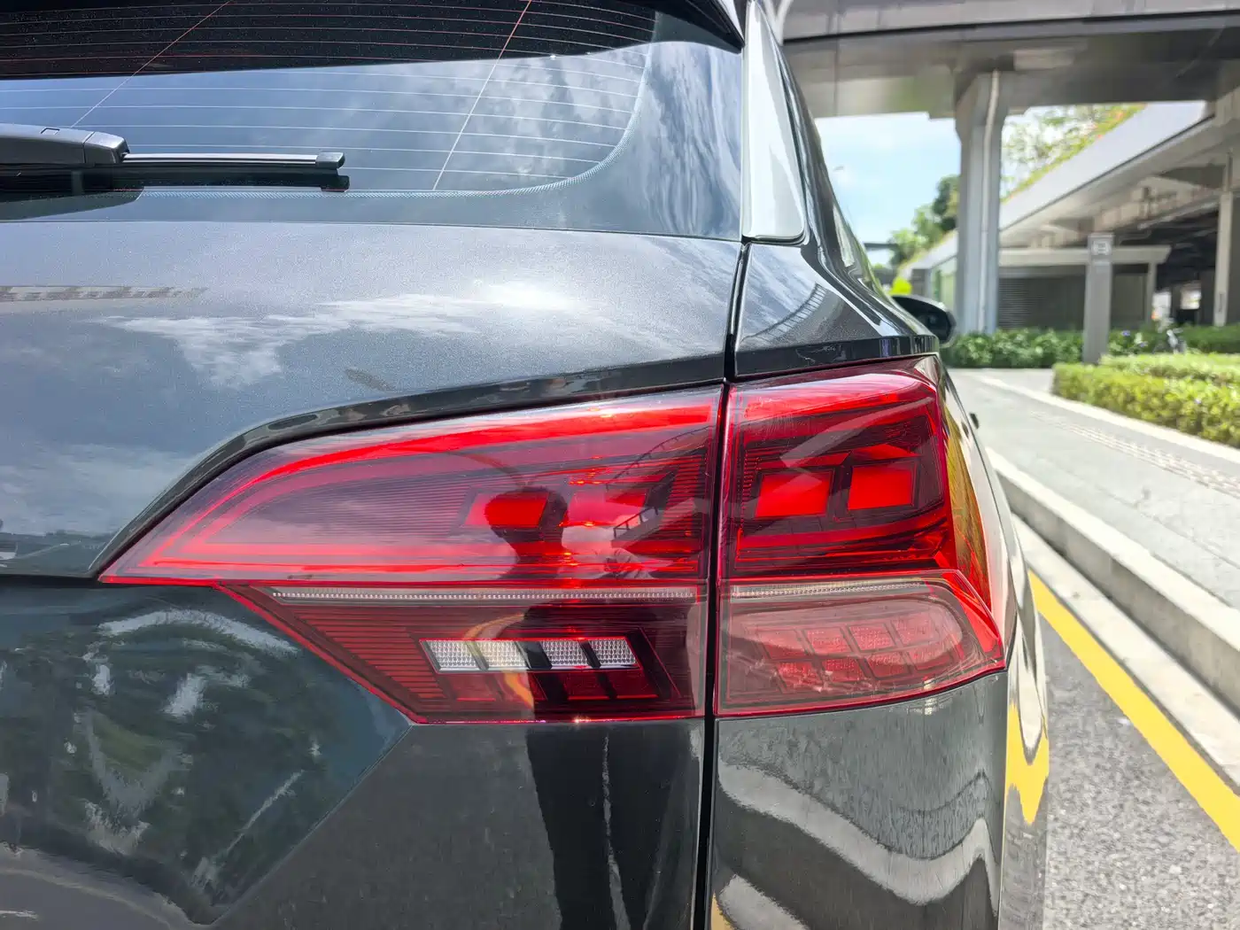 Volkswagen Tayron GTE Plug-in Hybrid 2022 1.4T Premium фото 15
