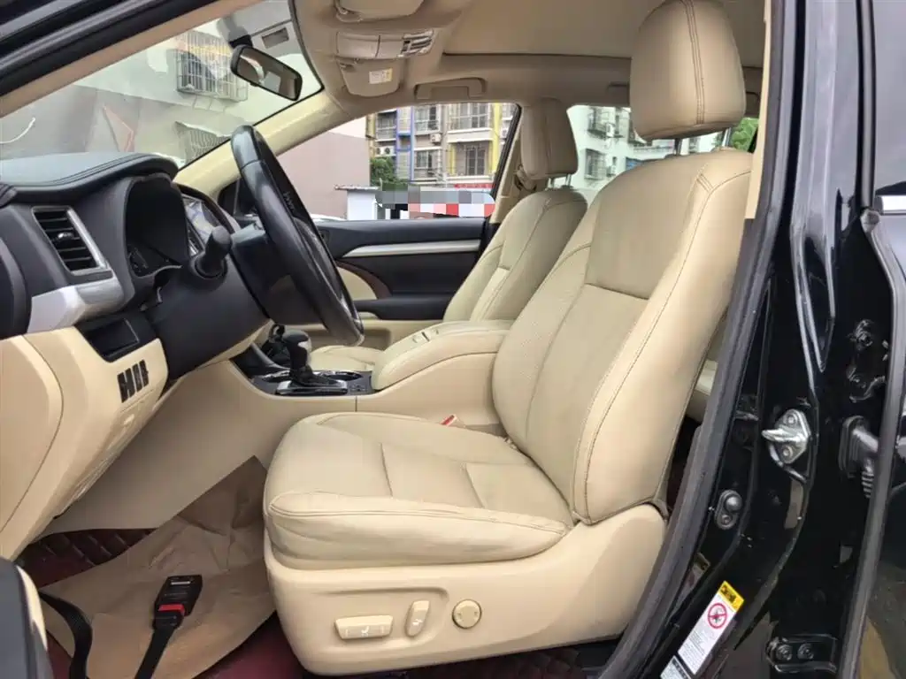 Toyota Highlander 2015 2.0T AWD Luxury Edition 7-seater фото 15